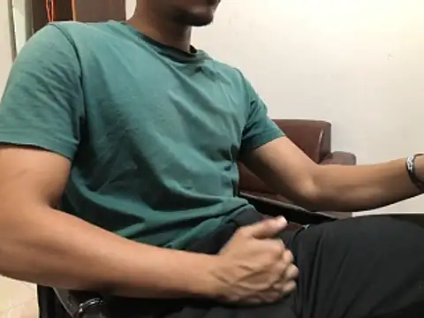 Zeuhorny online show from February 2026 12:16:02 PM