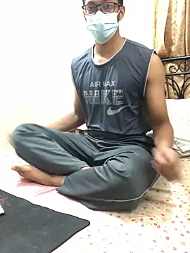 Snapshot of Zeuhorny chatting on September 2025 08:48:01 PM Zeuhorny online show from September 2025 08:48:01 PM