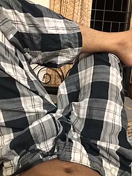 Snapshot of Zeuhorny chatting on September 2025 07:35:02 PM Zeuhorny online show from September 2025 07:35:02 PM