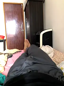 Snapshot of Zeuhorny chatting on September 2025 09:27:02 AM Zeuhorny online show from September 2025 09:27:02 AM