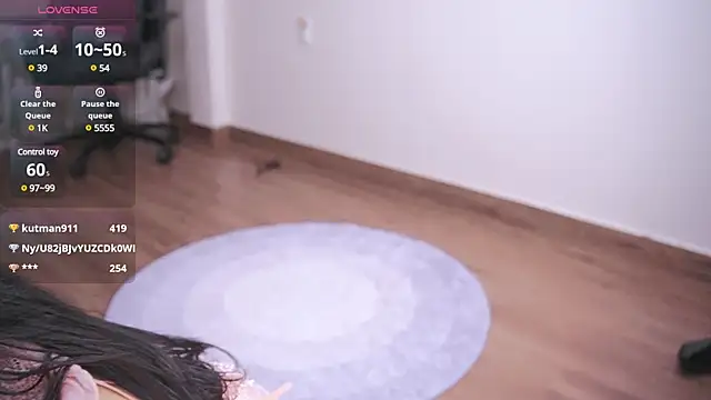 Miuzxc online show from January 2025 01:47:01 PM