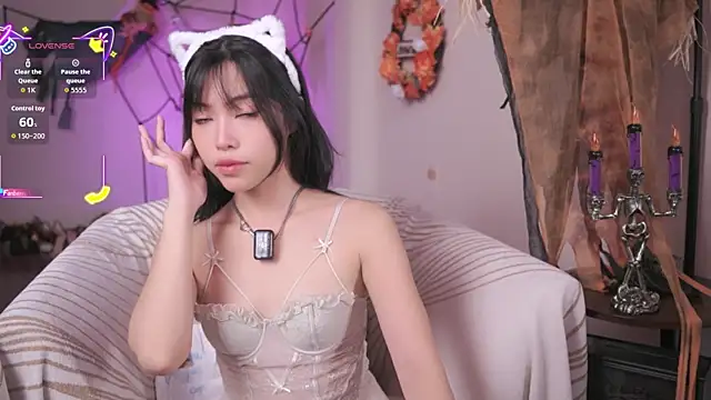 Miuzxc online show from October 2025 07:54:01 AM