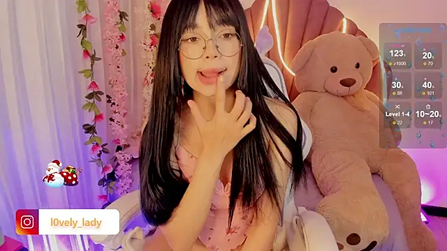 Snapshot of Lovely_celestte chatting on December 2024 01:38:02 AM Lovely celestte online show from December 2024 01:38:02 AM