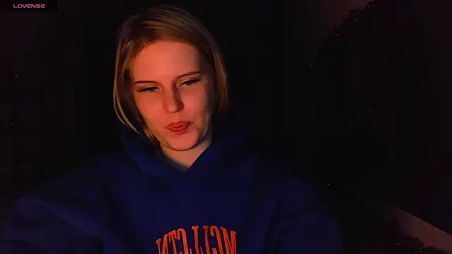 VoluptuousDreams online show from February 2025 06:34:02 PM