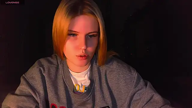 VoluptuousDreams online show from February 2025 10:06:02 PM