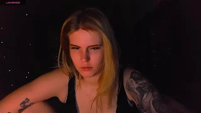 VoluptuousDreams online show from February 2025 06:08:02 PM