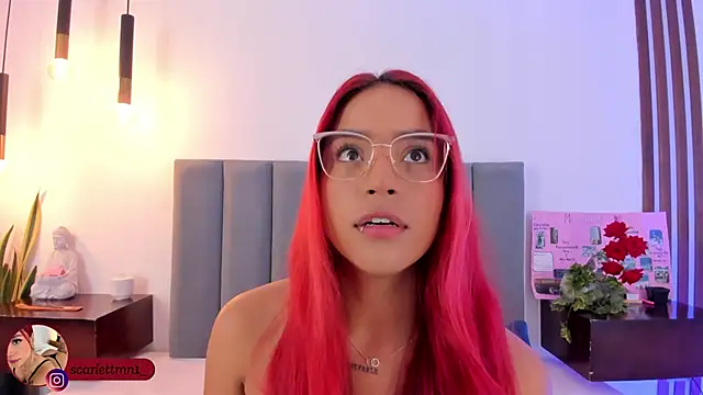 Scarlett Morgan  online show from October 2025 07:25:02 PM