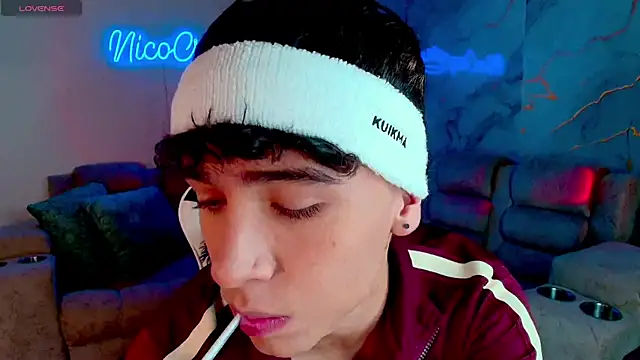 Niico Cruz online show from February 2026 10:21:01 PM