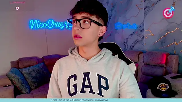 Niico Cruz online show from February 2026 10:42:01 PM