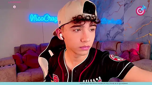 Niico Cruz online show from February 2026 10:12:02 PM