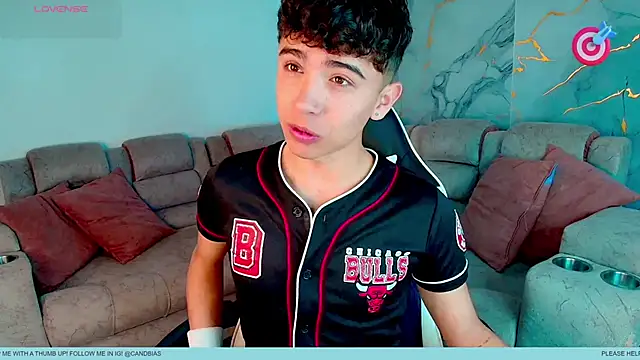 Niico Cruz online show from February 2026 10:42:02 PM