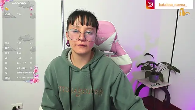 Katalina novoa online show from July 2026 02:34:01 AM