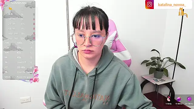 Katalina novoa online show from July 2026 02:56:01 PM