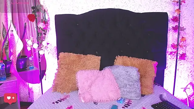 alicee laurent online show from November 2025 03:34:01 AM