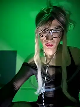 kandyloves online show from March 2026 11:16:02 AM