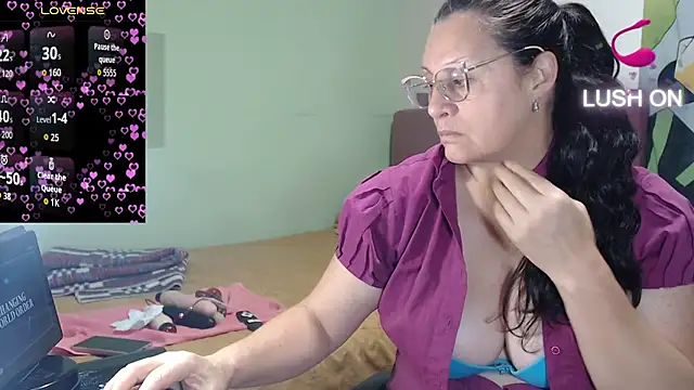 hairyglad69 online show from March 2026 02:39:02 PM