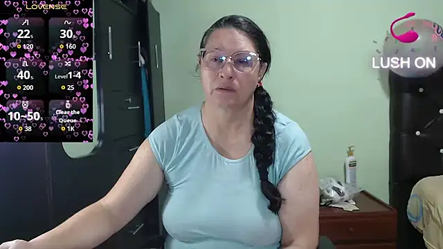 hairyglad69 online show from October 2025 02:40:02 PM