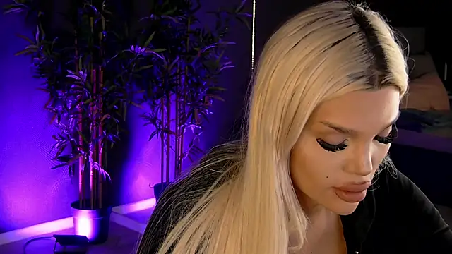 shayblonde online show from March 2025 08:11:01 PM