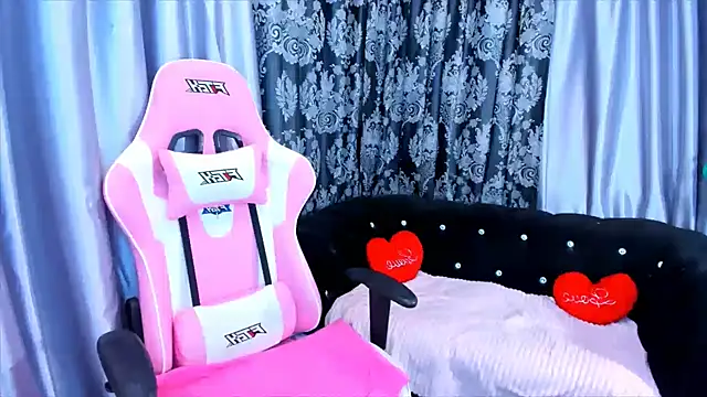 KamilaFoxy online show from November 2025 03:11:01 AM