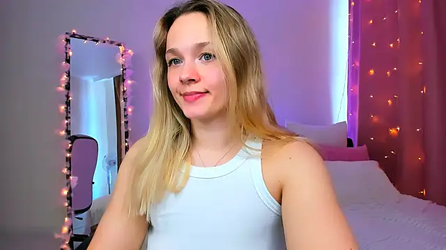 Snapshot of SherillBrill chatting on February 2025 10:51:01 AM SherillBrill online show from February 2025 10:51:01 AM