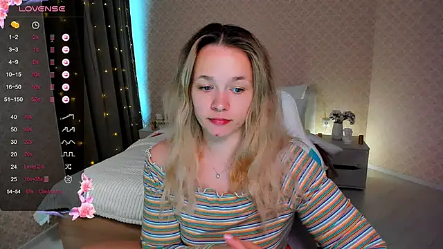 Snapshot of SherillBrill chatting on March 2025 07:45:01 AM SherillBrill online show from March 2025 07:45:01 AM