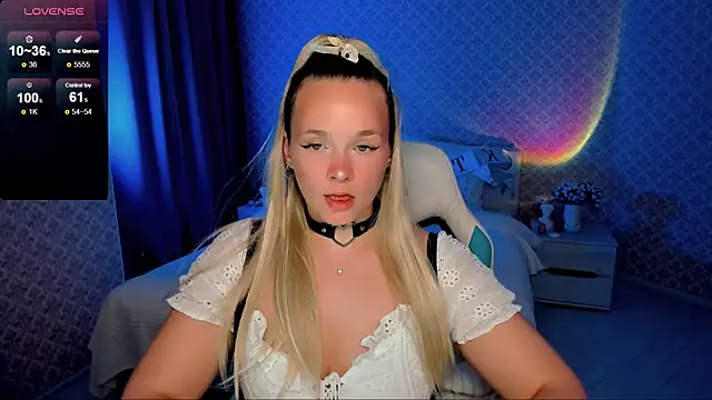 Snapshot of SherillBrill chatting on October 2025 03:02:02 PM SherillBrill online show from October 2025 03:02:02 PM