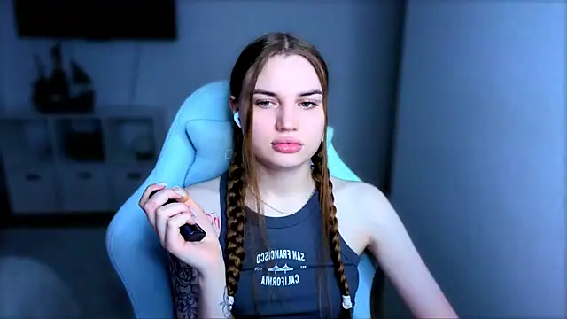 StellaLawless online show from November 2025 08:42:02 PM