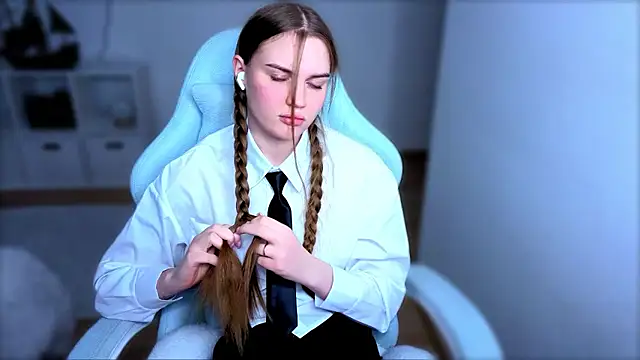 StellaLawless online show from January 2026 08:15:01 PM