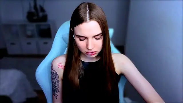 StellaLawless online show from November 2025 07:50:02 PM