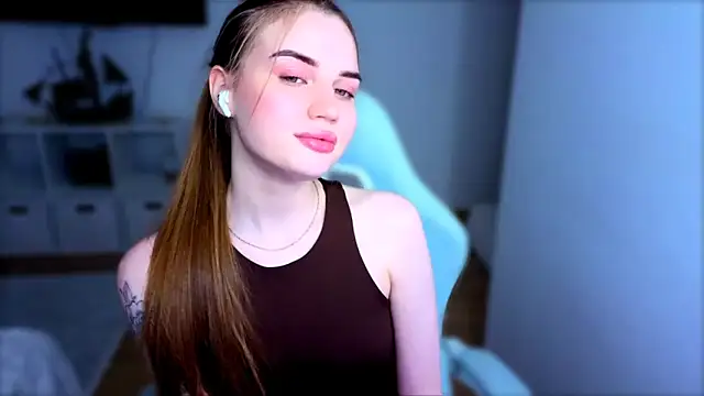 StellaLawless online show from December 2025 07:50:01 PM