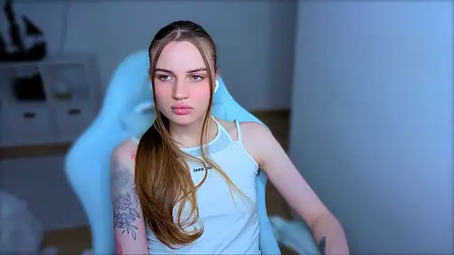 StellaLawless online show from January 2026 08:45:01 PM