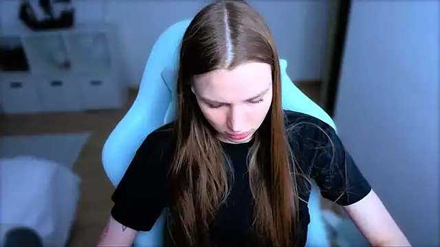 StellaLawless online show from April 2026 02:23:01 PM