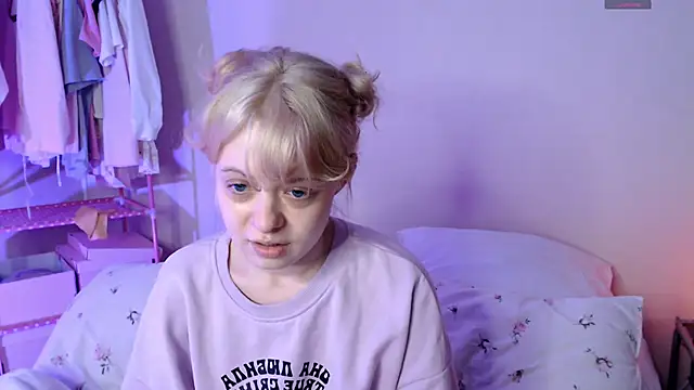 Snapshot of KatieMelone chatting on February 2026 09:59:02 PM KatieMelone online show from February 2026 09:59:02 PM