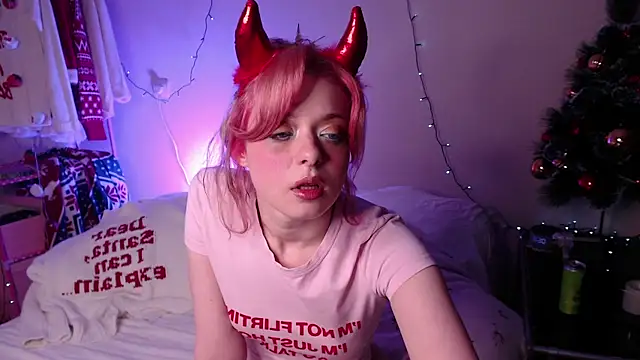 Snapshot of KatieMelone chatting on December 2025 03:09:01 AM KatieMelone online show from December 2025 03:09:01 AM