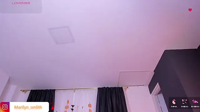 MarilynSmIith online show from October 2025 12:02:01 PM