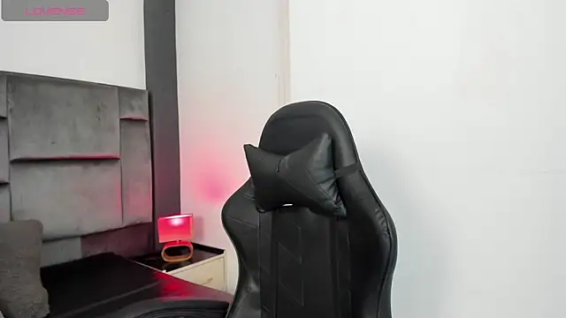 MarilynSmIith online show from February 2026 12:56:01 PM