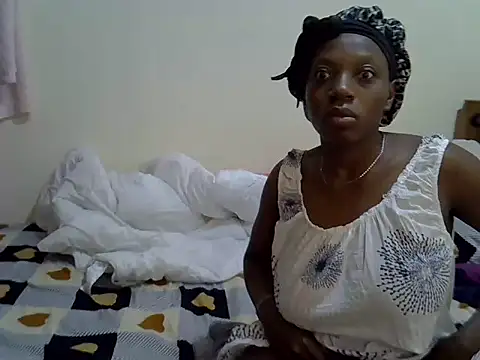 Sweet Bear online show from November 2025 01:21:02 AM