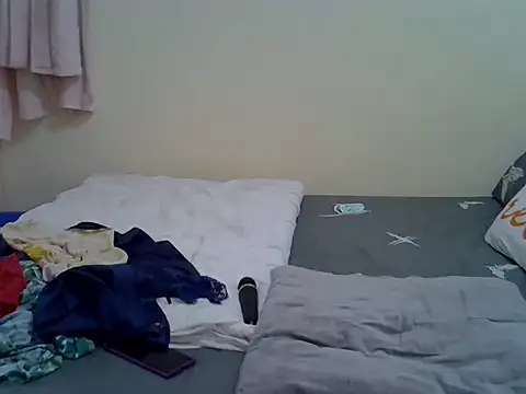 Sweet Bear online show from December 2025 06:07:02 AM