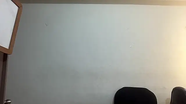 Snapshot of bob_petterson chatting on January 2025 09:34:01 PM bob petterson online show from January 2025 09:34:01 PM