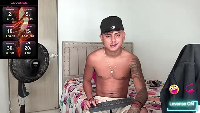 Snapshot of bob_petterson chatting on November 2025 04:22:01 PM bob petterson online show from November 2025 04:22:01 PM