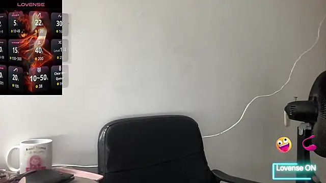 Snapshot of bob_petterson chatting on November 2025 02:56:01 PM bob petterson online show from November 2025 02:56:01 PM