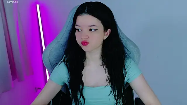 Snapshot of stephybrown chatting on September 2025 12:32:01 AM stephybrown online show from September 2025 12:32:01 AM