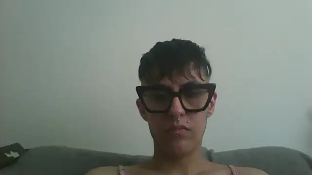 nickfxx online show from December 2025 04:30:02 PM