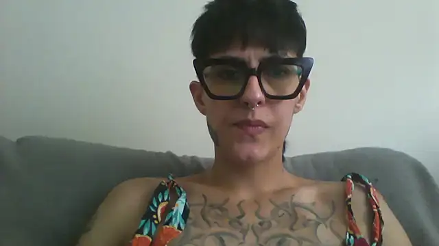 nickfxx online show from March 2026 07:03:02 PM