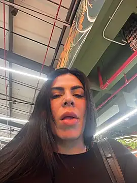 valecruz903 online show from November 2025 02:54:02 PM