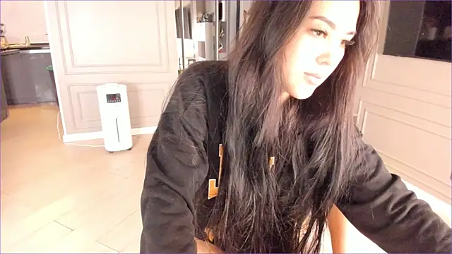 Snapshot of furry_bear chatting on March 2025 03:52:01 PM furry bear online show from March 2025 03:52:01 PM
