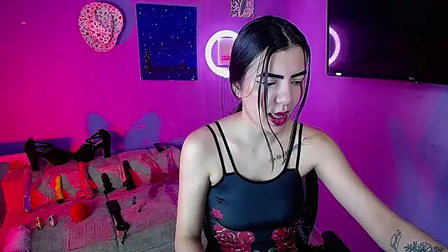 IsisRouse online show from October 2025 02:46:02 AM