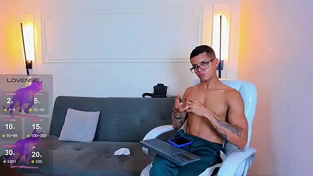 Paradise boy s online show from February 2026 05:56:02 PM