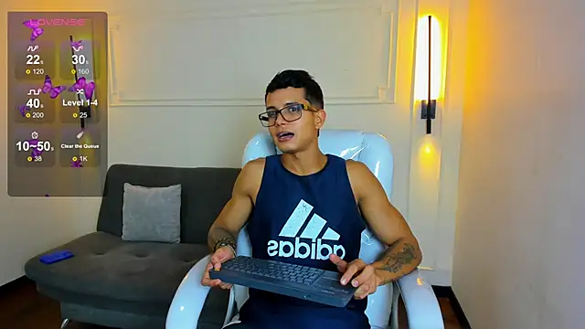 Paradise boy s online show from December 2025 03:47:01 PM