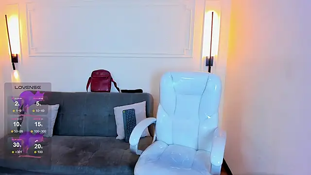 Paradise boy s online show from January 2026 07:39:01 PM